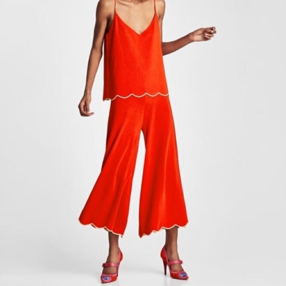 Zara Pants - Zara Red High waisted wide leg scalloped pants